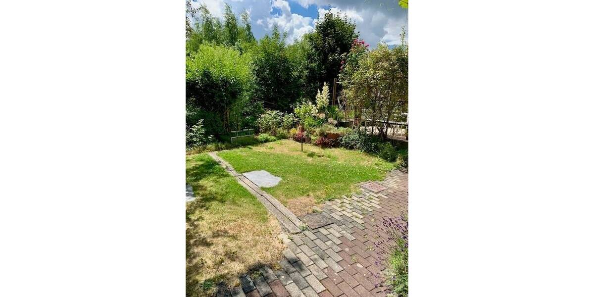 Doppelhaushälfte Reichenbach - 6 Zimmer, 165 m&sup2;, 98.000&euro; | Angebot:25662099