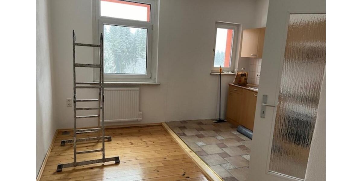 Dachgeschoßwohnung Muldenhammer - 3 Zimmer, 60 m&sup2;, 280&euro; | Angebot:19258575