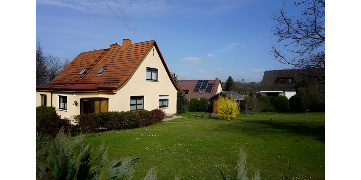 Doppelhaushälfte Weischlitz - 4 Zimmer, 150 m&sup2;, 190.000&euro; | Angebot:24350067