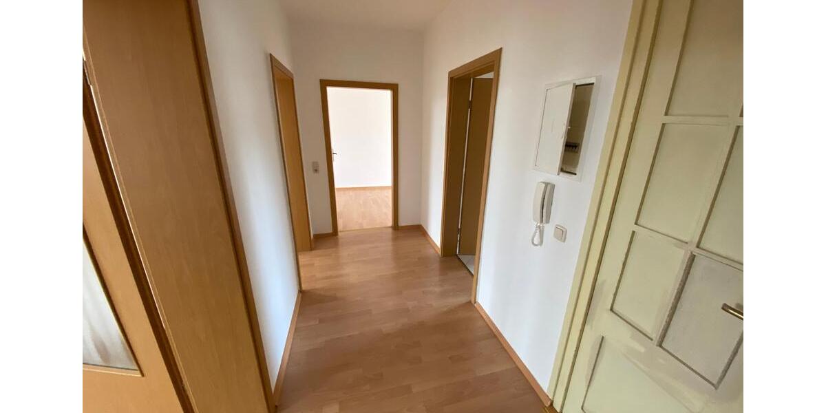 Etagenwohnung Reichenbach im Vogtland Obermylau - 2 Zimmer, 72 m&sup2;, 275&euro; | Angebot:9984787