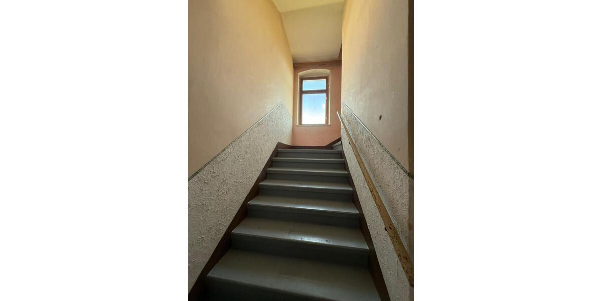 Einfamilienhaus Markneukirchen - 12 Zimmer, 150 m&sup2;, 75.000&euro; | Angebot:27042846