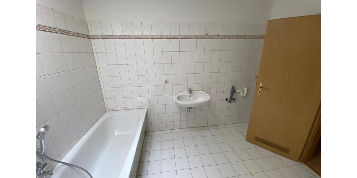 Dachgeschoßwohnung Greiz - 3 Zimmer, 107 m&sup2;, 535&euro; | Angebot:20445192