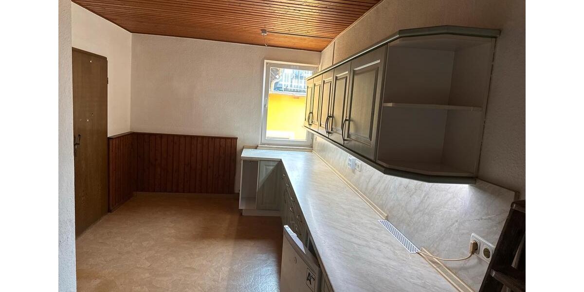 Etagenwohnung Auma-Weidatal Weidatal - 3 Zimmer, 90 m&sup2;, 750&euro; | Angebot:25139547