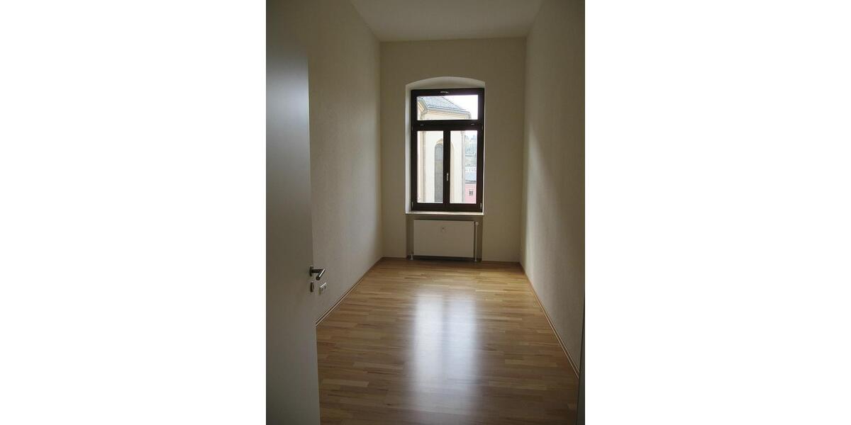 Etagenwohnung Markneukirchen - 5 Zimmer, 139 m&sup2;, 1.200&euro; | Angebot:25487030