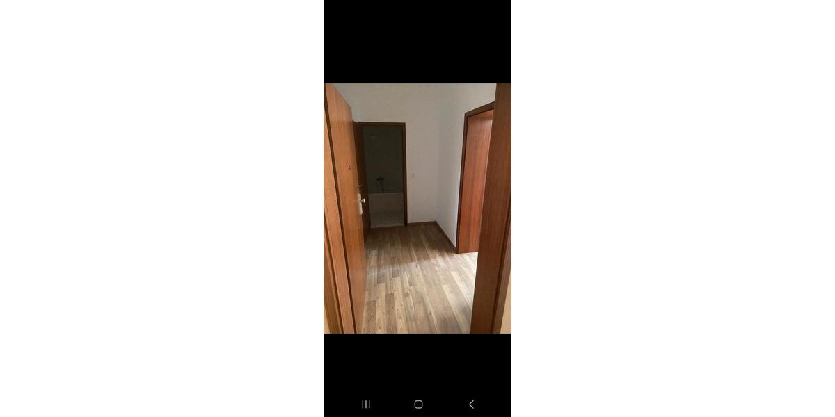 Etagenwohnung Plauen - 2 Zimmer, 42 m&sup2;, 280&euro; | Angebot:25048390