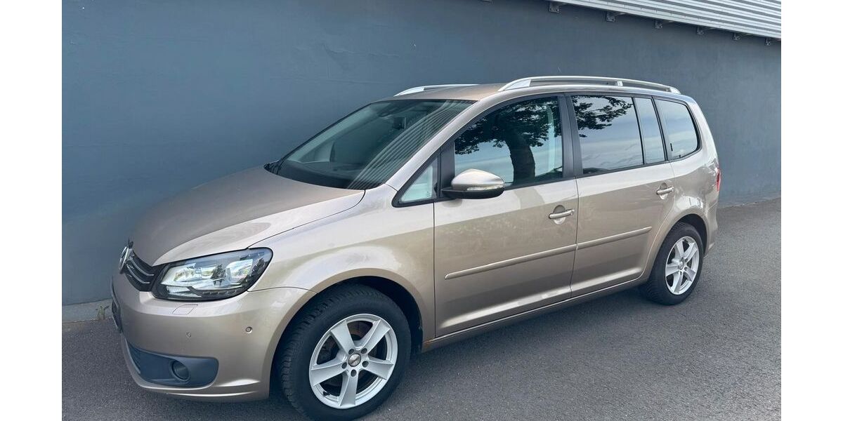 VW Touran 104.885 km 7.800 &euro; Langenwetzendorf 07957