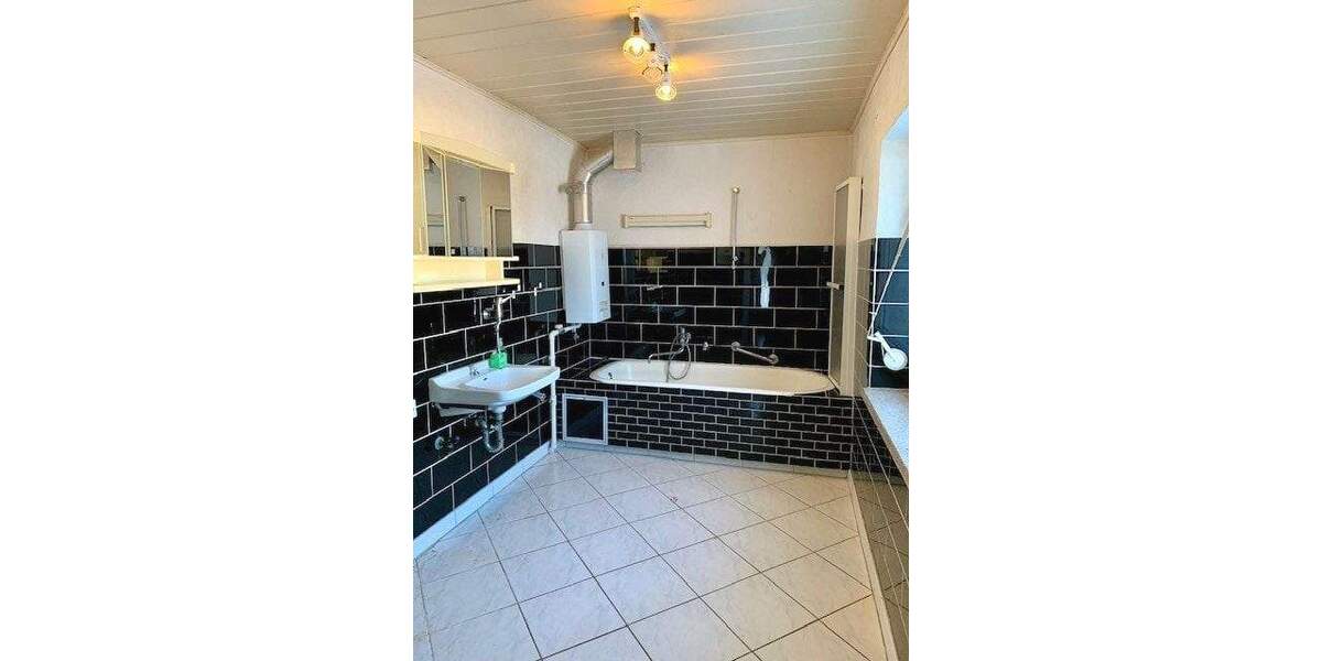 Einfamilienhaus Netzschkau - 3 Zimmer, 78 m&sup2;, 90.000&euro; | Angebot:25662110