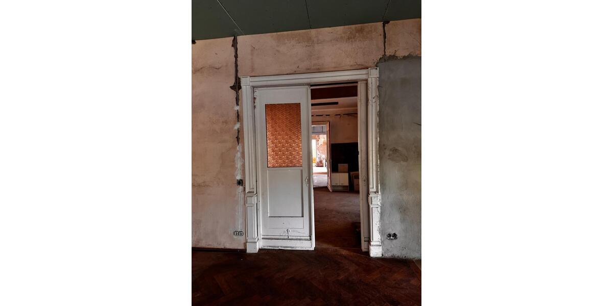 Villa Reichenbach im Vogtland - 25 Zimmer, 920 m&sup2;, 60.000&euro; | Angebot:27081976
