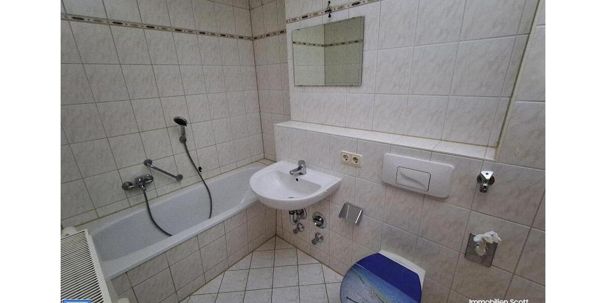 Etagenwohnung Plauen Bahnhofsvorstadt - 2 Zimmer, 61 m&sup2;, 290&euro; | Angebot:19433140