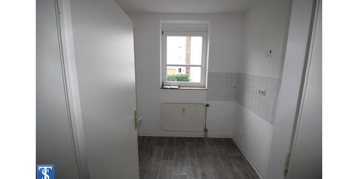 Etagenwohnung Plauen Alt Chrieschwitz - 1 Zimmer, 34 m&sup2;, 200&euro; | Angebot:23602094