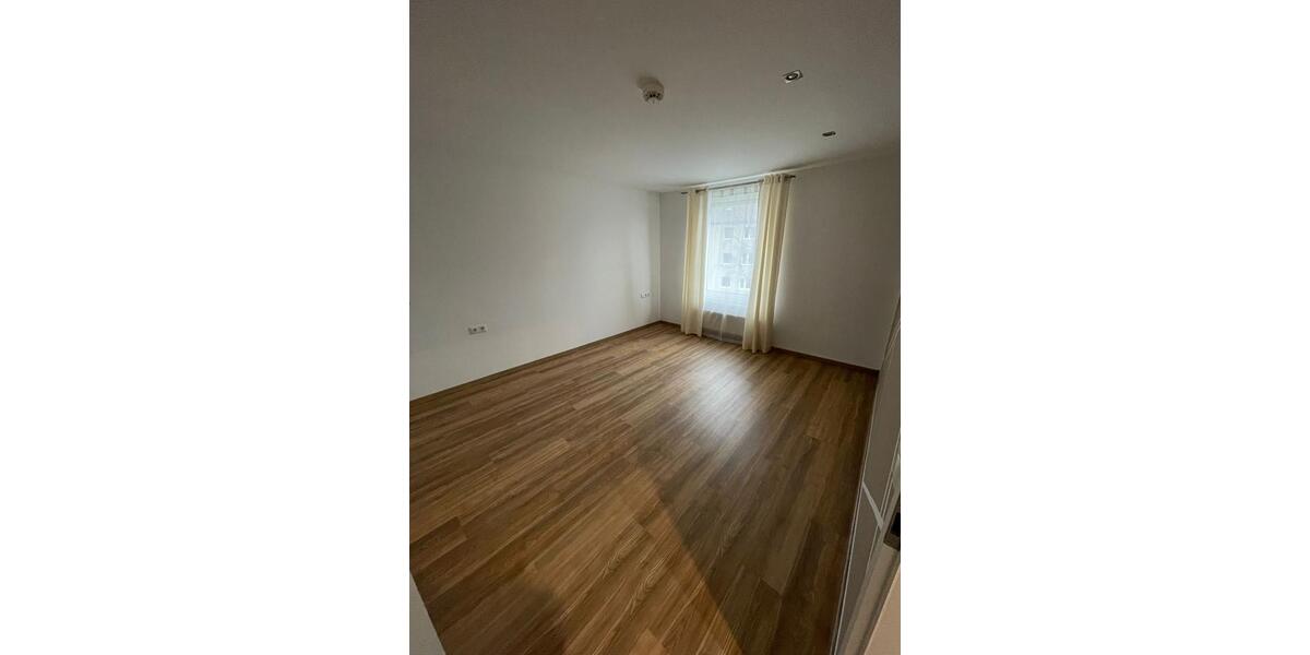 Etagenwohnung Hof Neuhof - 2 Zimmer, 48 m&sup2;, 95.000&euro; | Angebot:26384548