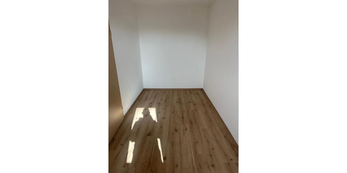 Etagenwohnung Zeulenroda-Triebes Triebes - 3 Zimmer, 75 m&sup2;, 415&euro; | Angebot:25444070