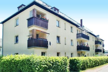 Wohnung Plauen Altstadt - 3 Zimmer, 64 m&sup2;, 384&euro; | Angebot:25426472