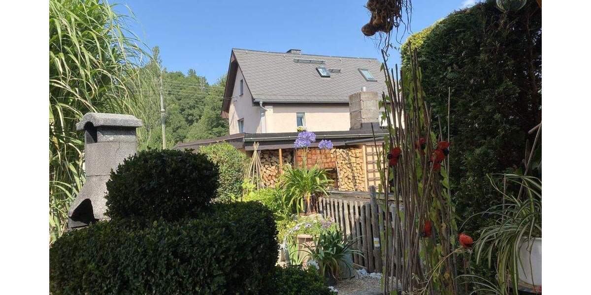 Mehrfamilienhaus, Wohnhaus Heinsdorfergrund Unterheinsdorf - 9 Zimmer, 180 m&sup2;, 50.000&euro; | Angebot:25707394