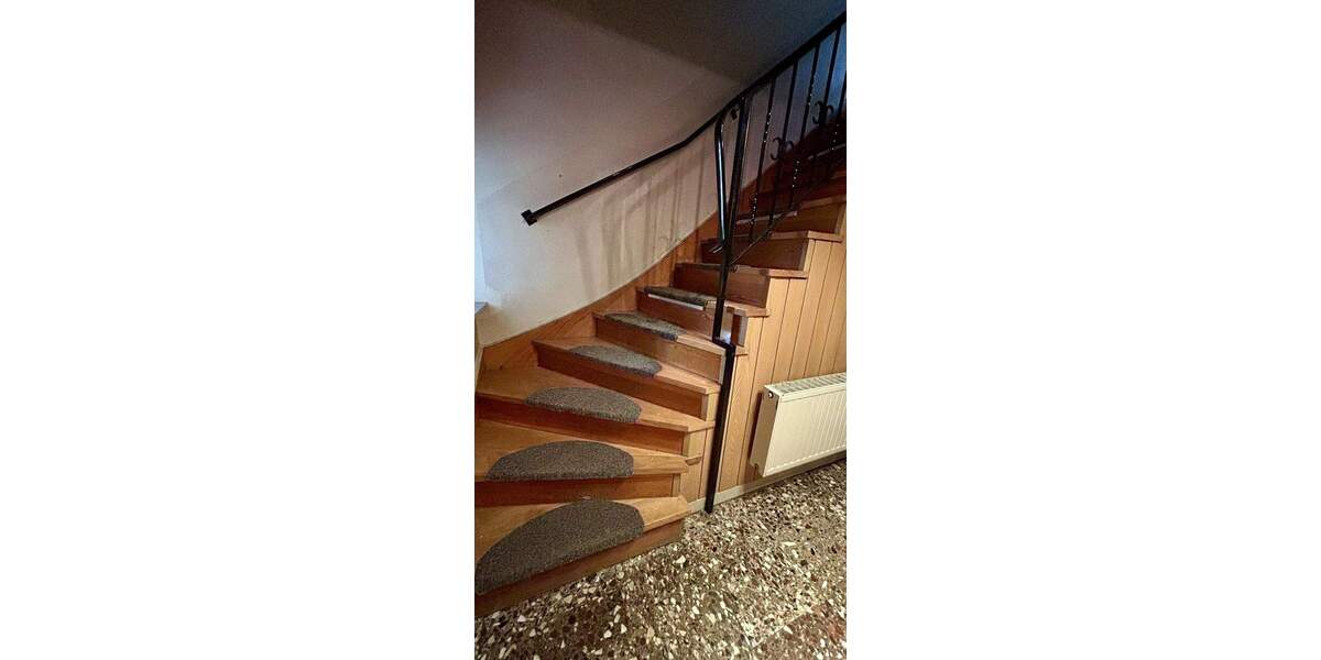 Einfamilienhaus Rodewisch - 1 Zimmer, 220 m&sup2;, 249.000&euro; | Angebot:25662114