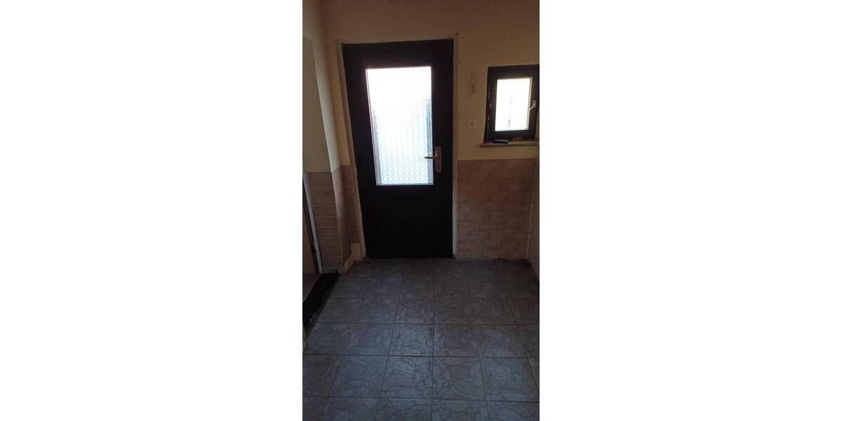 Reihenmittelhaus Plauen Südvorstadt - 5 Zimmer, 96 m&sup2;, 124.000&euro; | Angebot:25741456