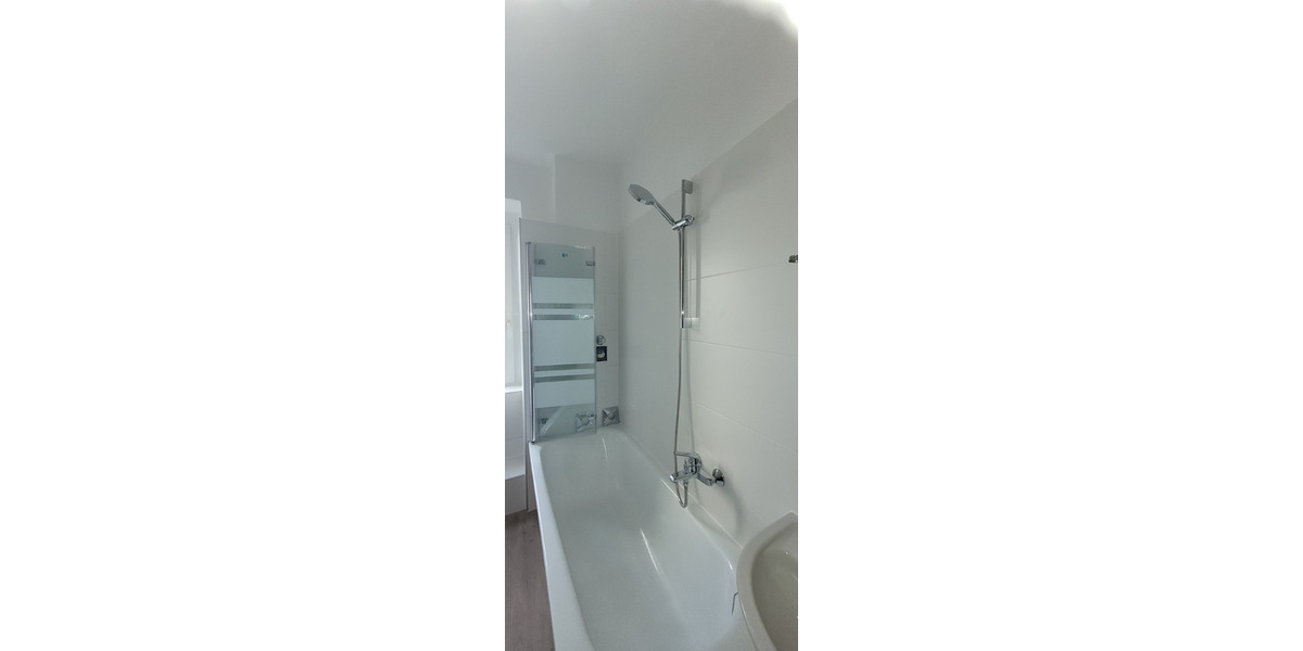 Etagenwohnung Plauen Alt Chrieschwitz - 2 Zimmer, 47 m&sup2;, 215&euro; | Angebot:25432220