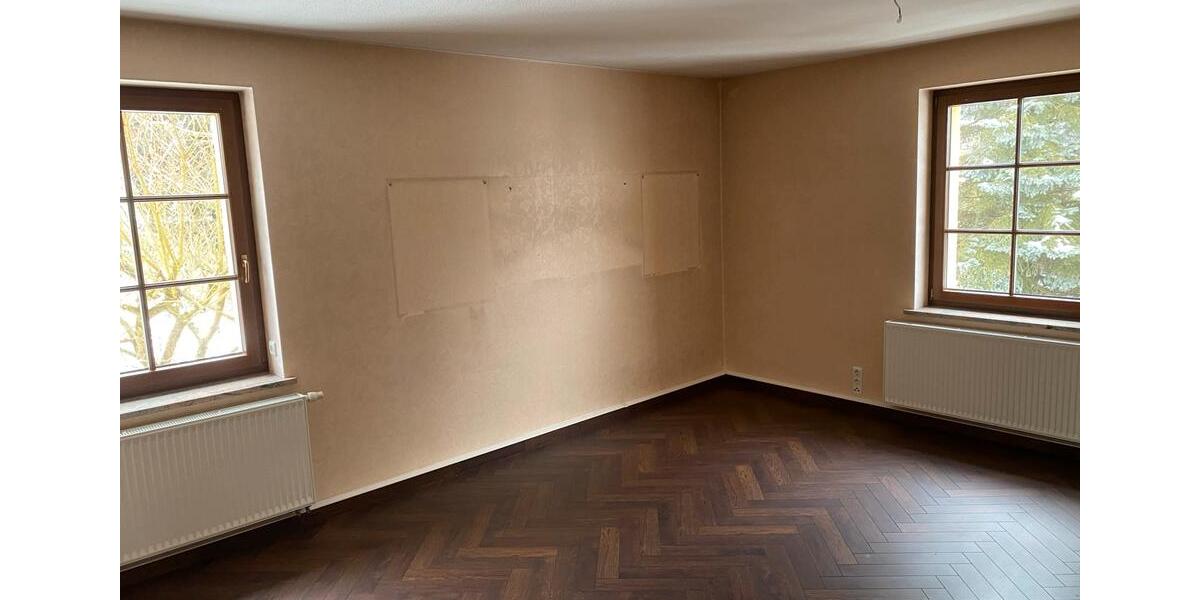 Mehrfamilienhaus, Wohnhaus Crinitzberg - 10 Zimmer, 182 m&sup2;, 375.000&euro; | Angebot:25721283