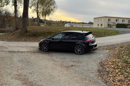 Seat Leon 46.900 km 15.999 &euro; Markneukirchen 08258