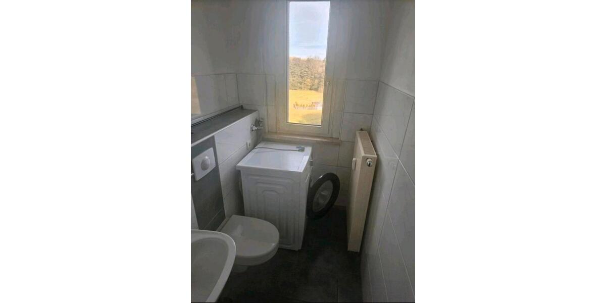 Etagenwohnung Weischlitz - 1 Zimmer, 28 m&sup2;, 280&euro; | Angebot:25934614