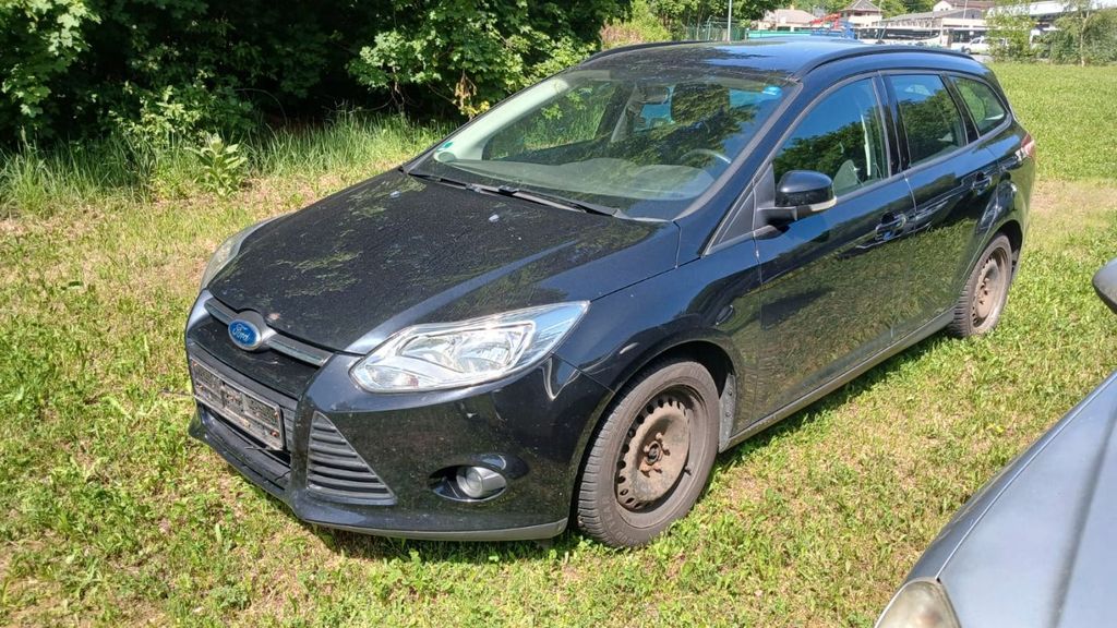 Ford Focus 178.820 km 2.950 &euro; Mylau 08499