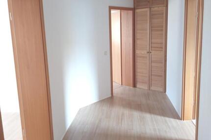Wohnung Elsterberg - 2 Zimmer, 60 m&sup2;, 270&euro; | Angebot:13481640