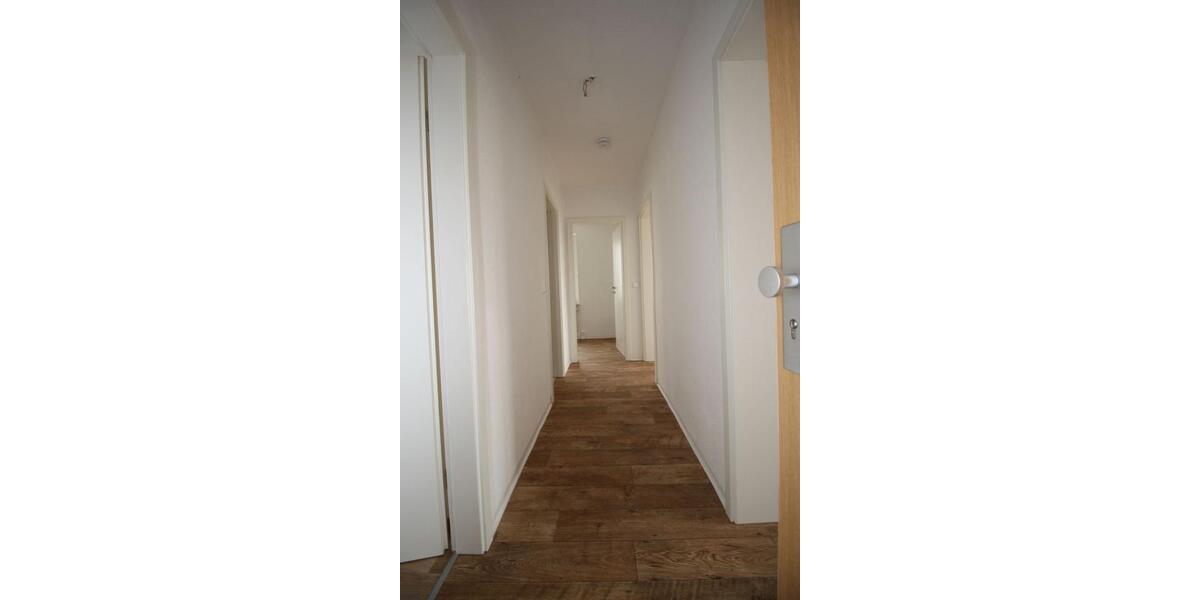 Erdgeschoßwohnung Weischlitz - 3 Zimmer, 58 m&sup2;, 318&euro; | Angebot:19977823