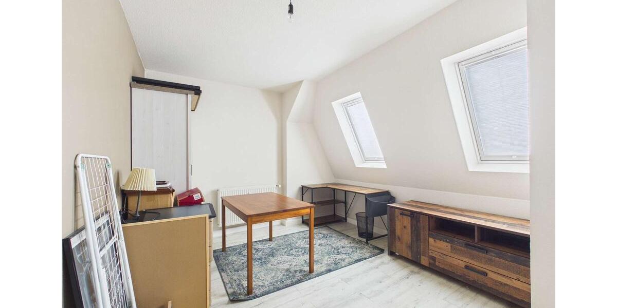 Dachgeschoßwohnung Plauen Alt Chrieschwitz - 3 Zimmer, 83 m&sup2;, 425&euro; | Angebot:26195991