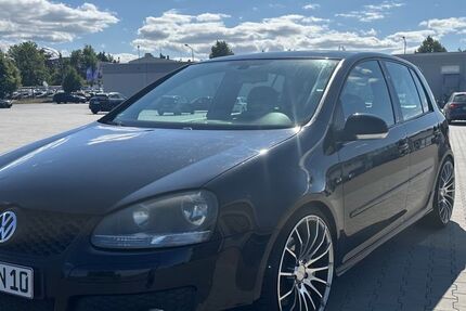 VW Golf 193.000 km 9.999 &euro; Hof 95028