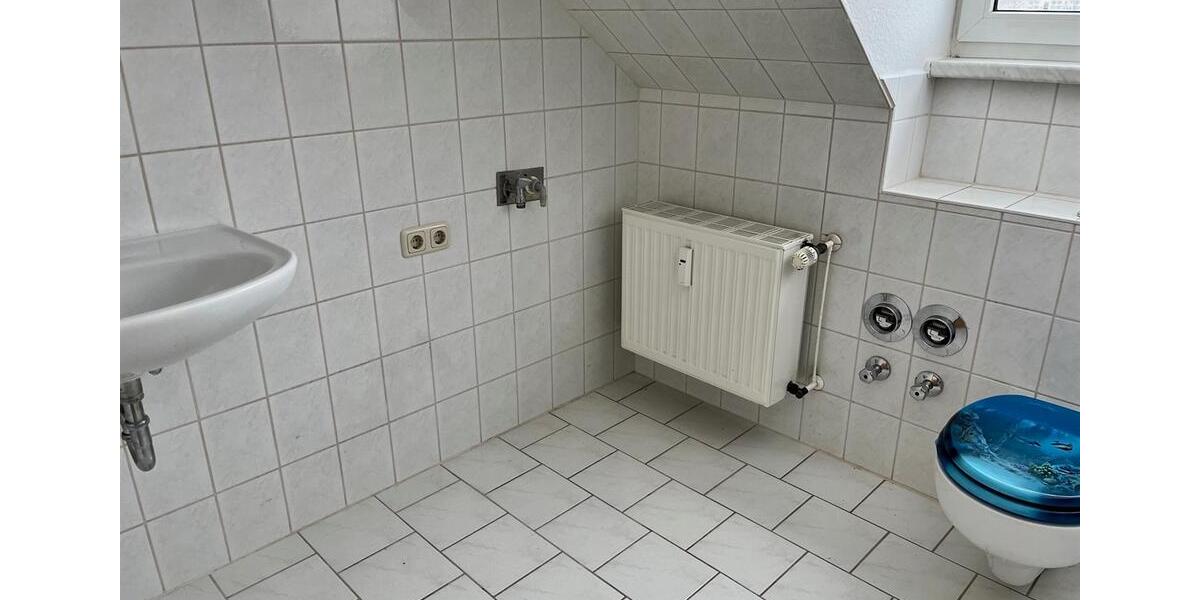 Etagenwohnung Oelsnitz (Vogtland) - 2 Zimmer, 49 m&sup2;, 245&euro; | Angebot:24663736
