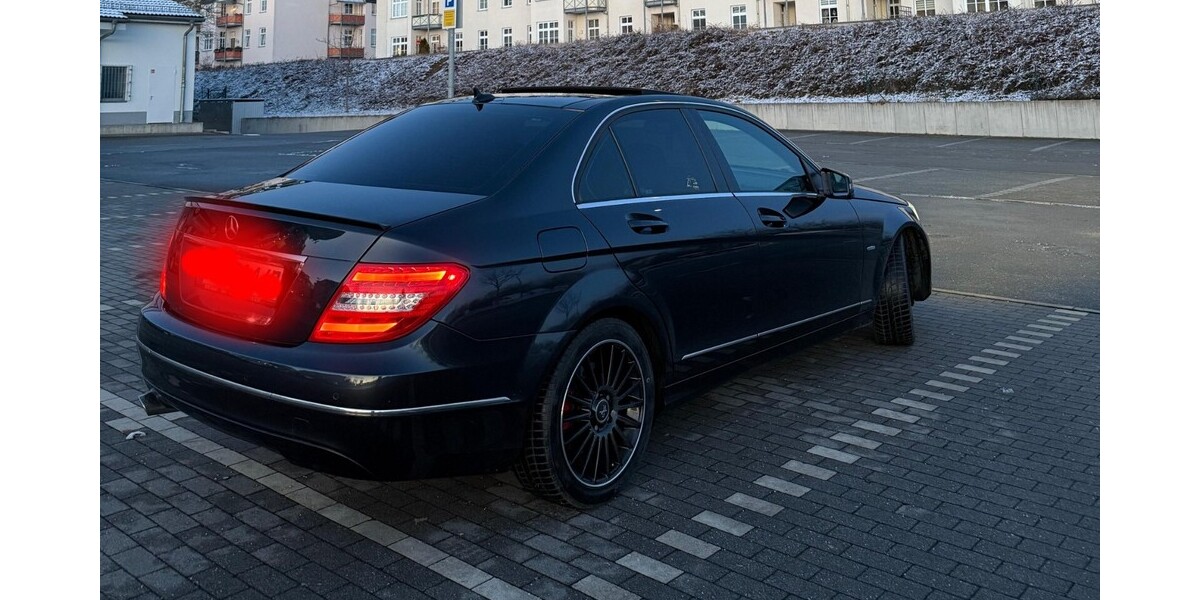 Mercedes-Benz C 250 294.000 km 9.000 &euro; Plauen 08523