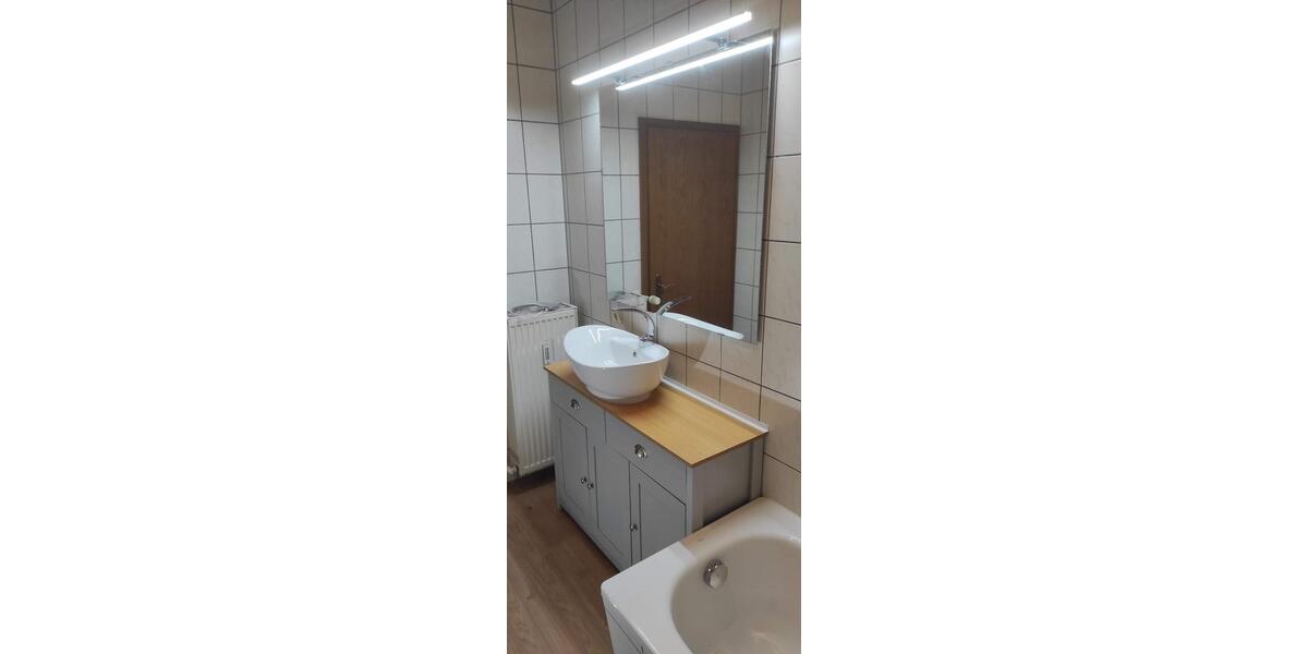 Etagenwohnung Netzschkau - 3 Zimmer, 71 m&sup2;, 390&euro; | Angebot:25613082