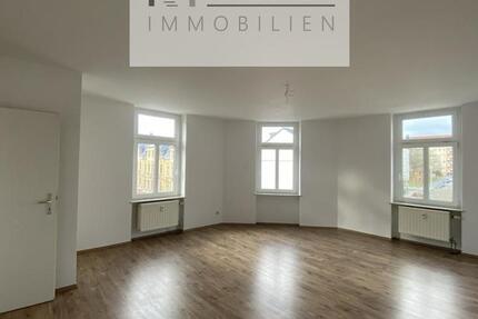 Wohnung Plauen Bahnhofsvorstadt - 2 Zimmer, 64 m&sup2;, 268&euro; | Angebot:24601700