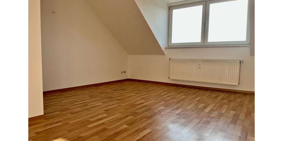 Etagenwohnung Oelsnitz (Vogtland) - 2 Zimmer, 50 m&sup2;, 294&euro; | Angebot:24604149