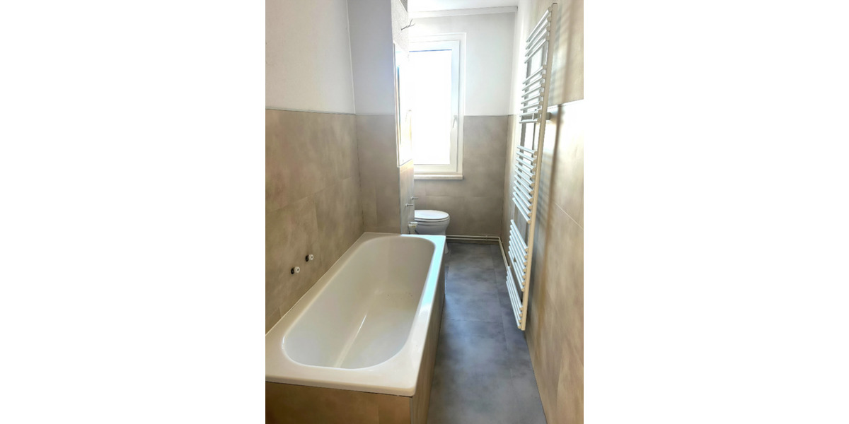 Etagenwohnung Netzschkau - 2 Zimmer, 46 m&sup2;, 300&euro; | Angebot:25842853