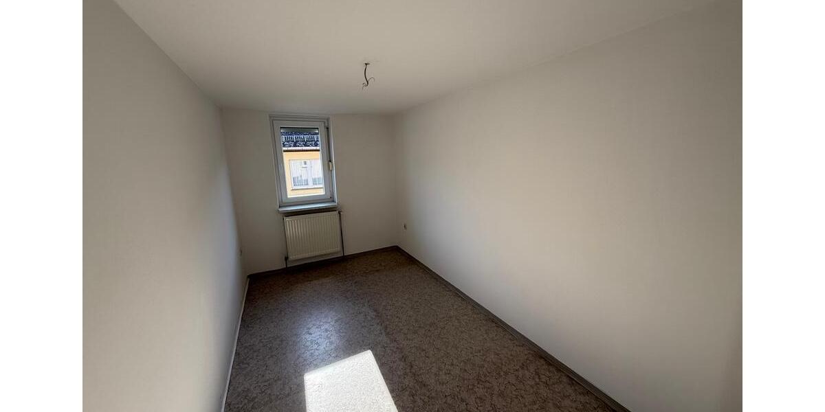 Etagenwohnung Auma-Weidatal Weidatal - 3 Zimmer, 64 m&sup2;, 335&euro; | Angebot:25138394