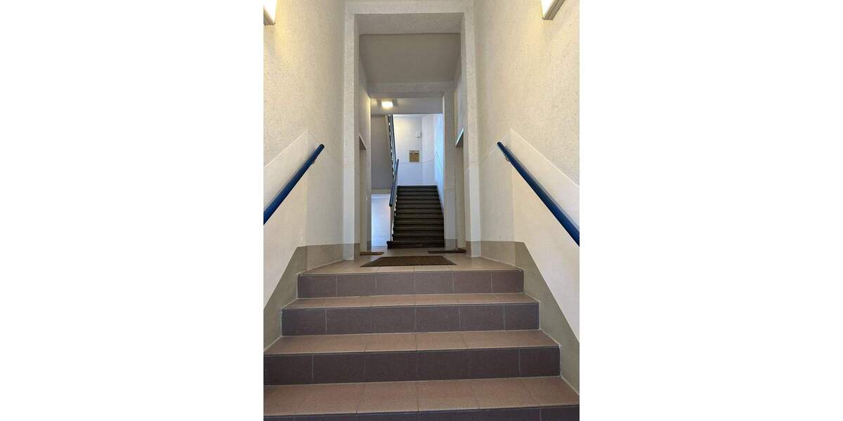 Etagenwohnung Auerbach/Vogtland Auerbach - 3 Zimmer, 101 m&sup2;, 84.000&euro; | Angebot:25837765