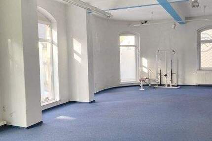 Gewerbeobjekt Schönheide - 3 Zimmer, 203 m&sup2;, 577&euro; | Angebot:25685169