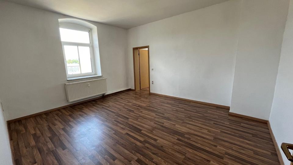 Etagenwohnung Lengenfeld - 2 Zimmer, 62 m&sup2;, 345&euro; | Angebot:17043485