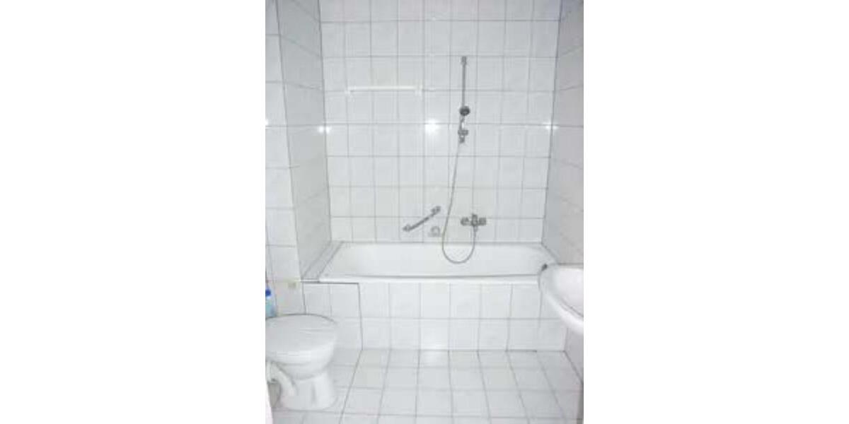 Etagenwohnung Reichenbach im Vogtland - 2 Zimmer, 54 m&sup2;, 255&euro; | Angebot:25055051