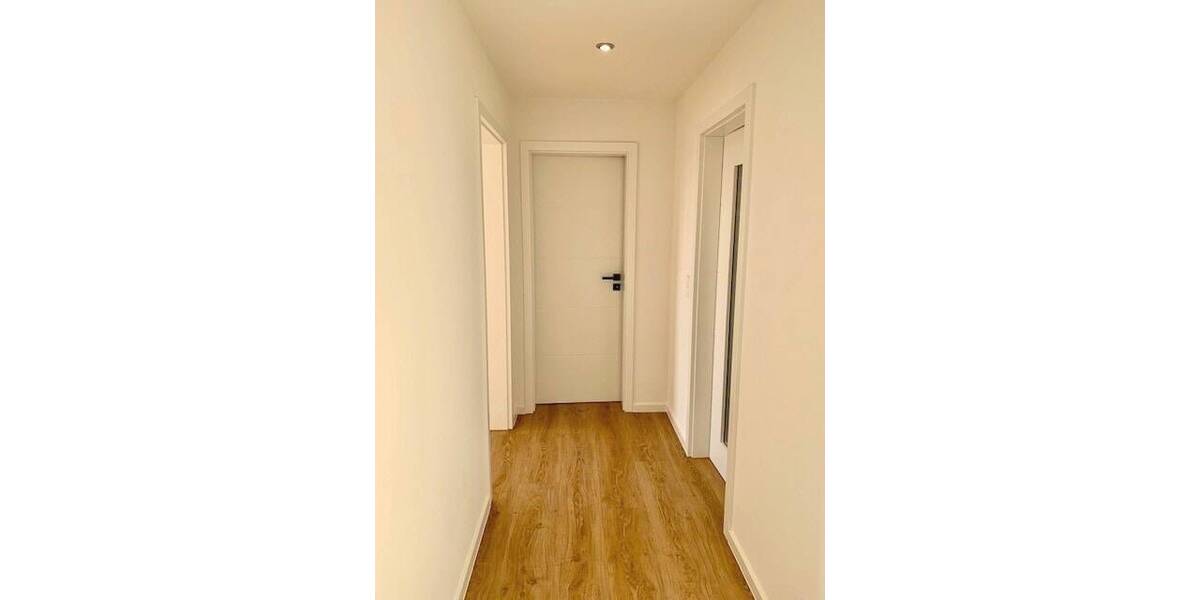 Etagenwohnung Reichenbach - 3 Zimmer, 62 m&sup2;, 400&euro; | Angebot:26065680