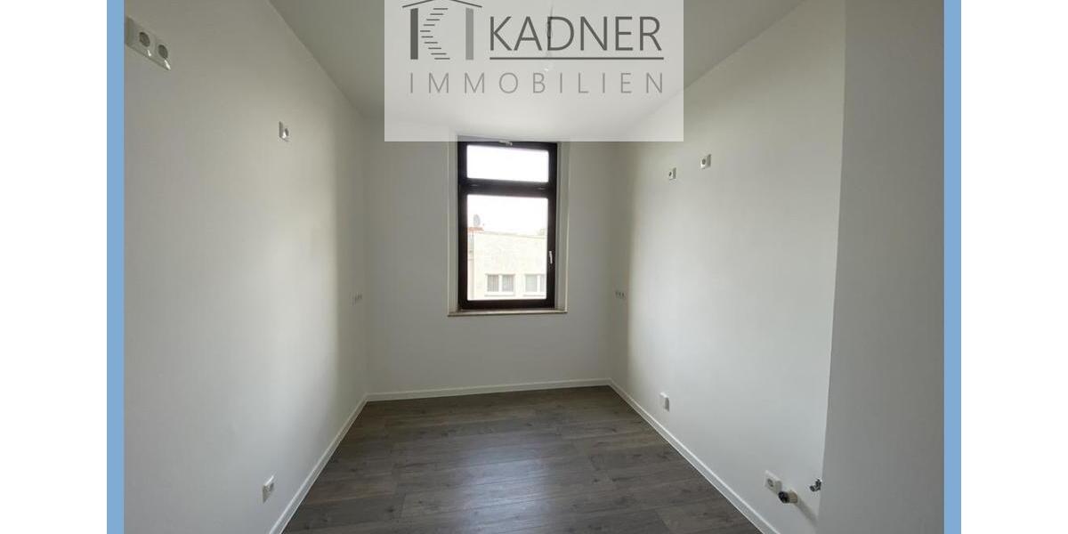 Etagenwohnung Plauen Bahnhofsvorstadt - 4 Zimmer, 100 m&sup2;, 550&euro; | Angebot:24658685