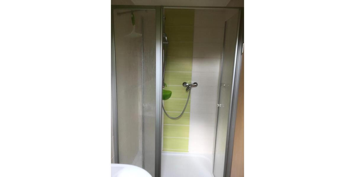 Dachgeschoßwohnung Oberkotzau - 1 Zimmer, 20 m&sup2;, 345&euro; | Angebot:26281610