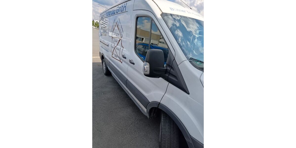 Ford Transit 89.800 km 11.499 &euro; Hof 95030