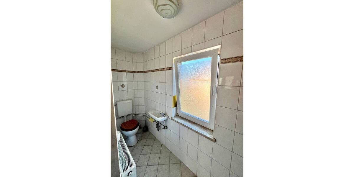 Mehrfamilienhaus, Wohnhaus Lengenfeld - 4 Zimmer, 150 m&sup2;, 83.000&euro; | Angebot:25708235