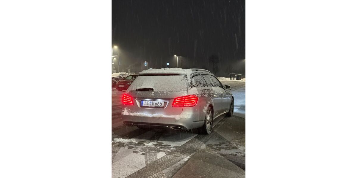 Mercedes-Benz E 300 360.000 km 8.900 &euro; Plauen 08525