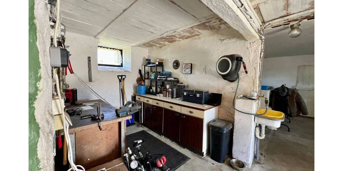 Einfamilienhaus Neustadt Poppengrün - 7 Zimmer, 110 m&sup2;, 93.000&euro; | Angebot:26247761