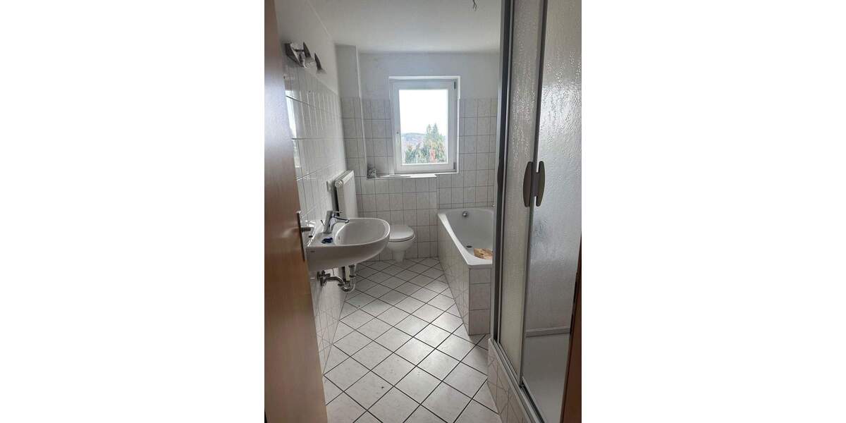 Etagenwohnung Netzschkau - 2 Zimmer, 54 m&sup2;, 272&euro; | Angebot:25898194