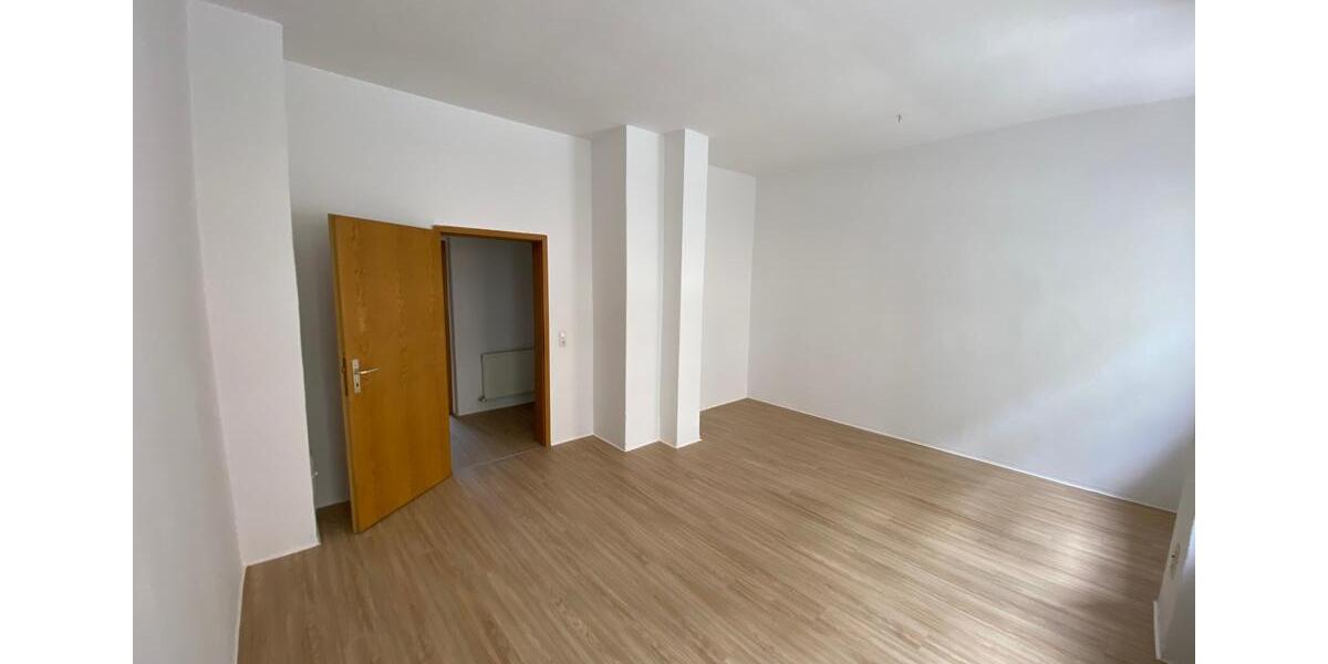 Etagenwohnung Greiz - 3 Zimmer, 86 m&sup2;, 430&euro; | Angebot:25550351