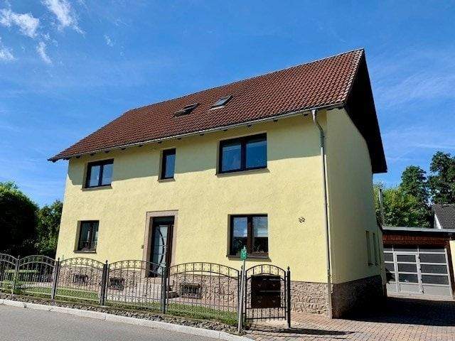 Mehrfamilienhaus, Wohnhaus Lengenfeld Irfersgrün - 6 Zimmer, 205 m&sup2;, 175.000&euro; | Angebot:25662108